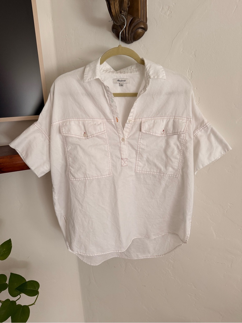 Madewell White Short Sleeve Popover Shirt with Contrast Stitching Small